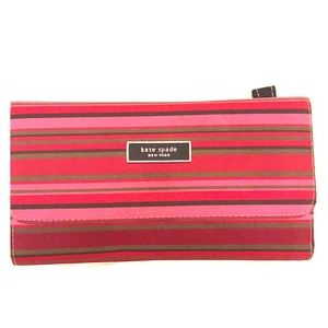 ♠️ Kate Spade Button Up Wallet